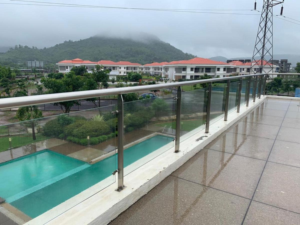 Mizzle Appartement Lonavala Buitenkant foto