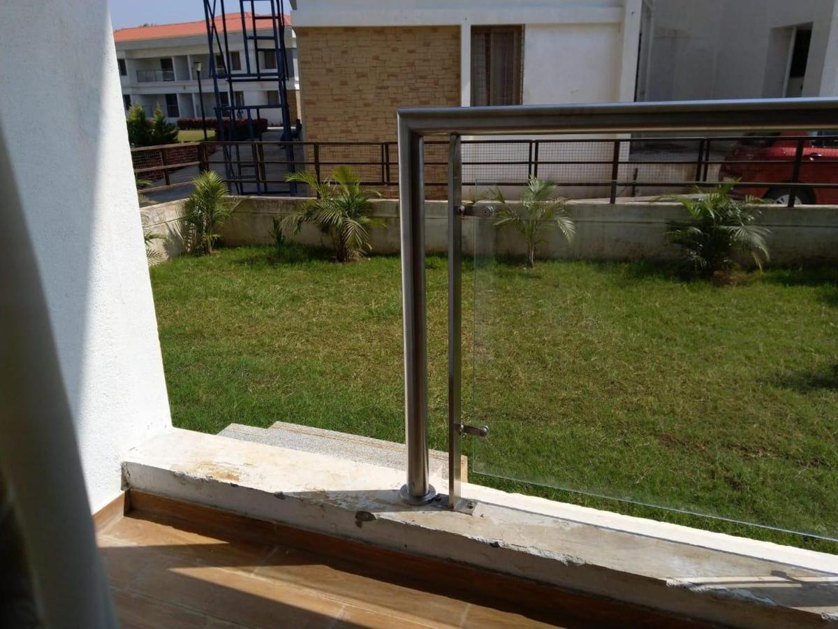 Mizzle Appartement Lonavala Buitenkant foto
