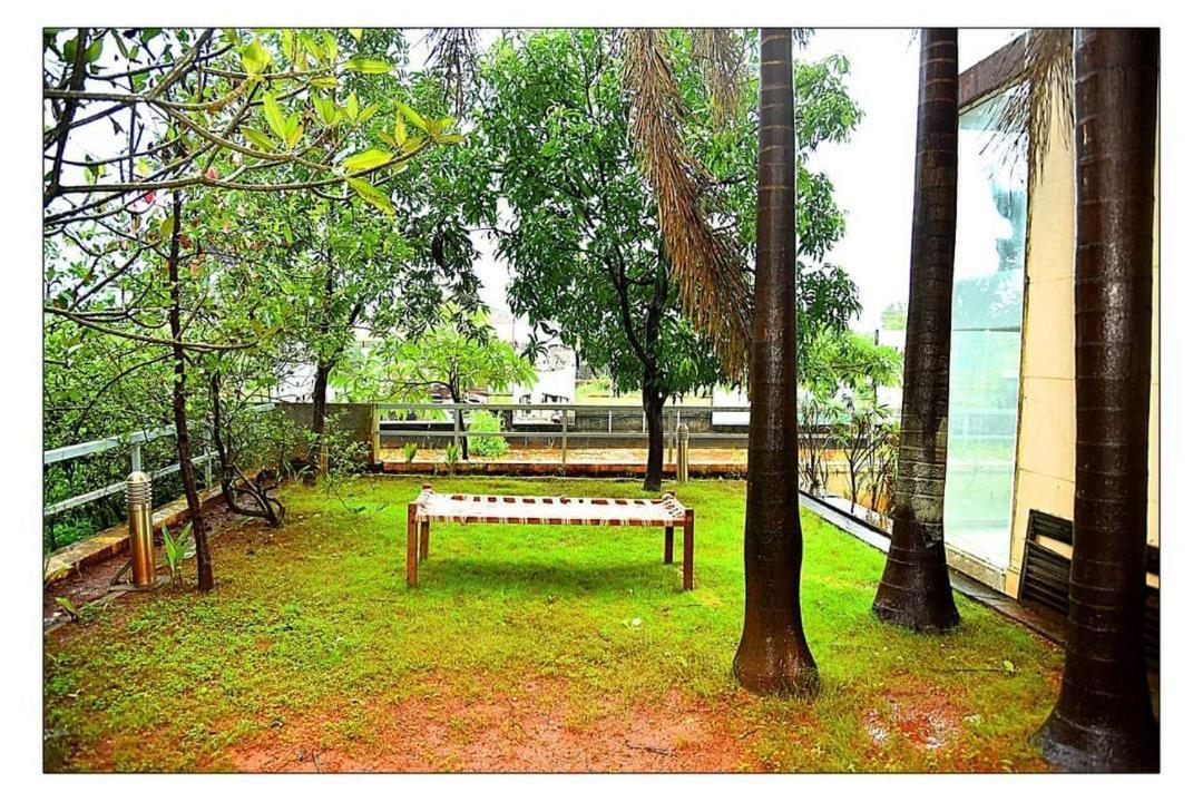 Mizzle Appartement Lonavala Buitenkant foto